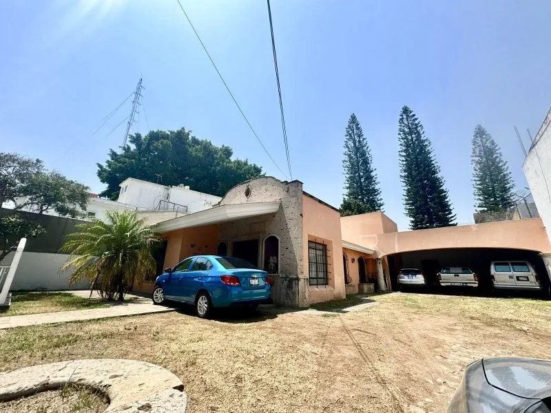 Casa en venta en Avenida Miguel Hidalgo Y Costilla, Arcos Vallarta, Guadalajara