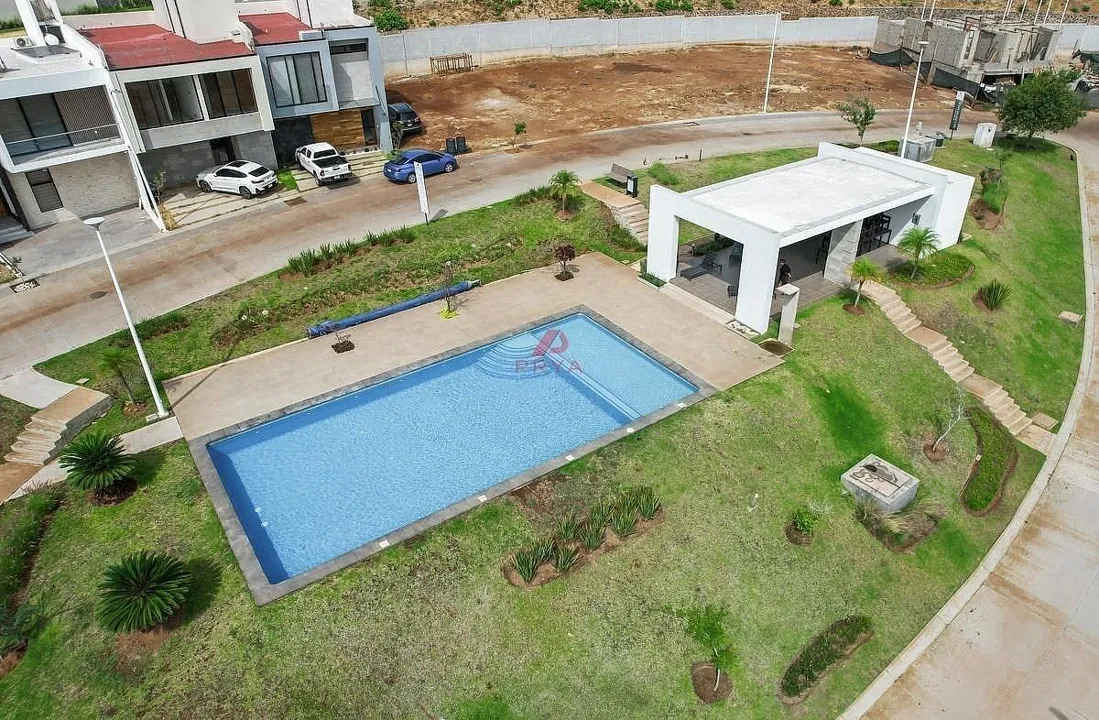 Terreno en venta en Senderos de Monteverde, Tlajomulco de Zúñiga | 161 m²