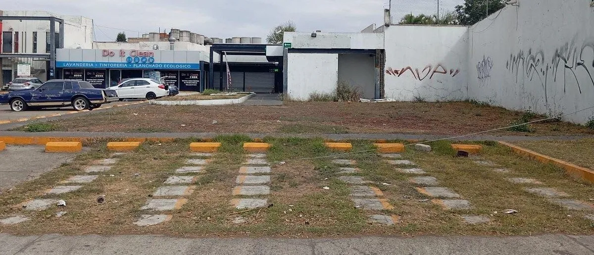 Foto 2 de TERRENO COMERCIAL EN GASOLINERA – IDEAL PARA FRANQUICIA