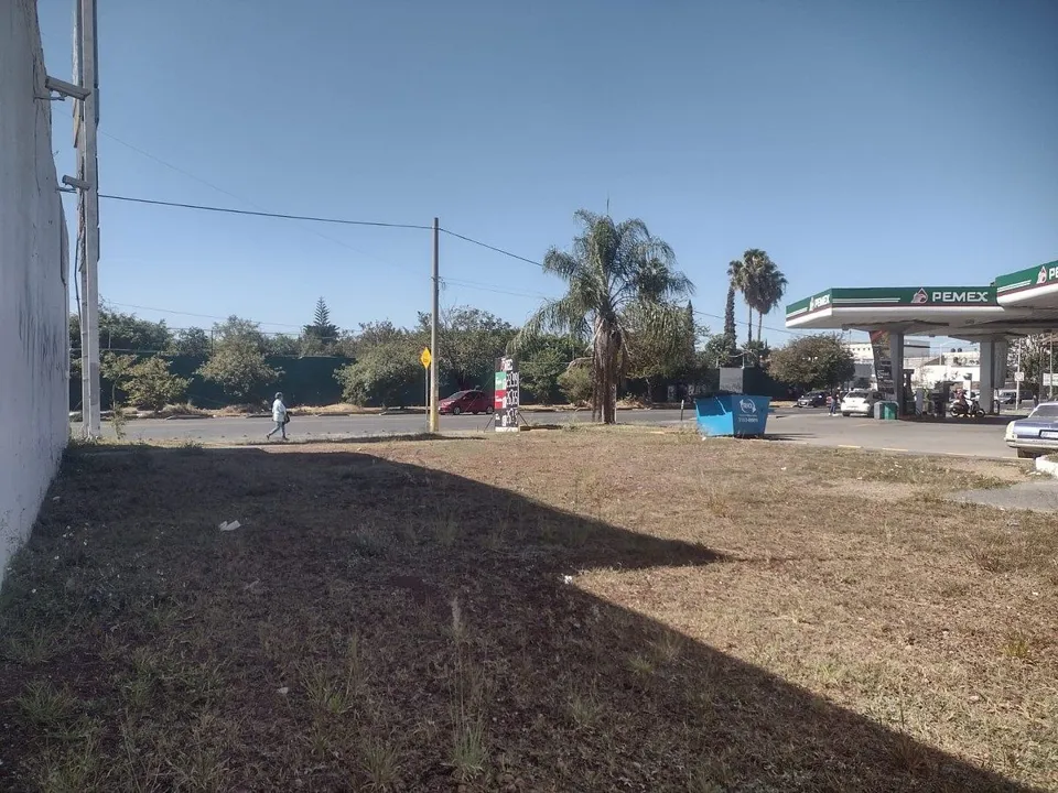 Foto 4 de TERRENO COMERCIAL EN GASOLINERA – IDEAL PARA FRANQUICIA