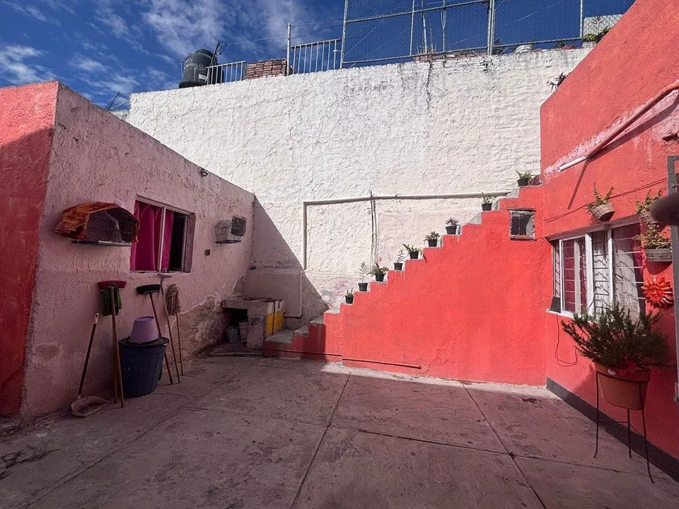 Foto 7 de Oportunidad de inversión casa en colonia Insurgentes