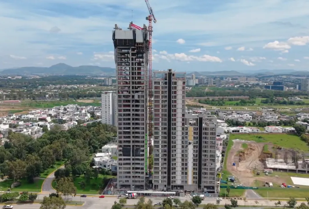 Penthouse en venta en torre de lujo cerca de andares