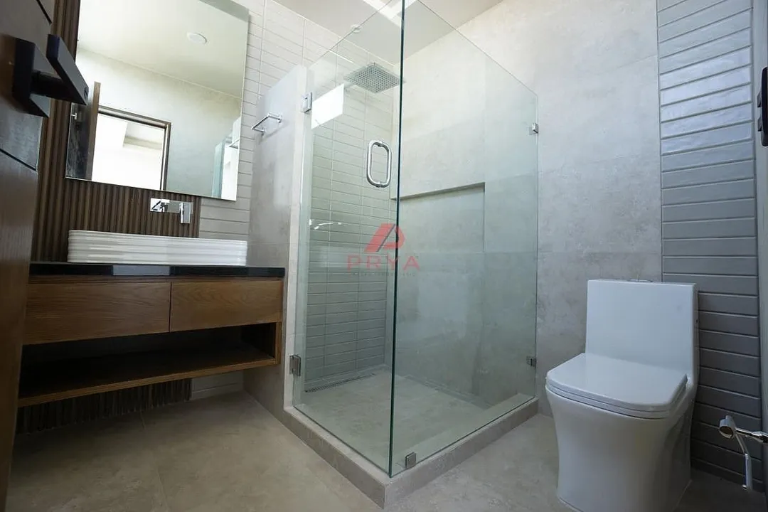 Foto 6 de Casa en Venta en Solares, Zapopan | 3 Recámaras con Baño y Roof Garden.