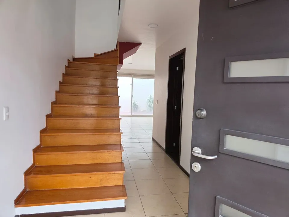 Foto 2 de Casa en venta, Fracc. La Cima, Zapopan | RCV-2318