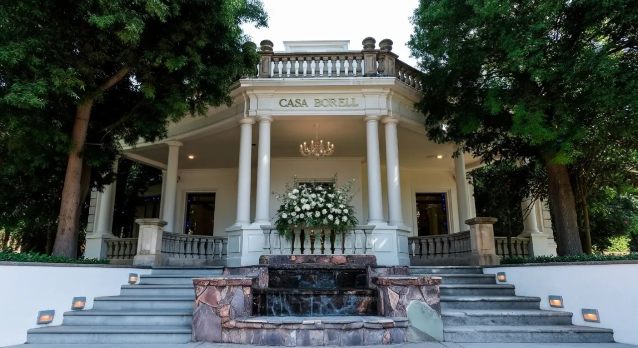 Casa en venta en Calle José Guadalupe Zuno Hernández, americana, Guadalajara