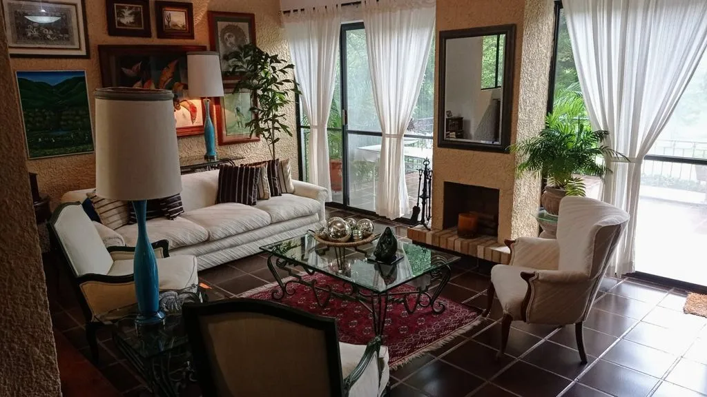 Foto 4 de VENTA CASA EN LAS CAÑADAS ZAPOPAN JALISCO