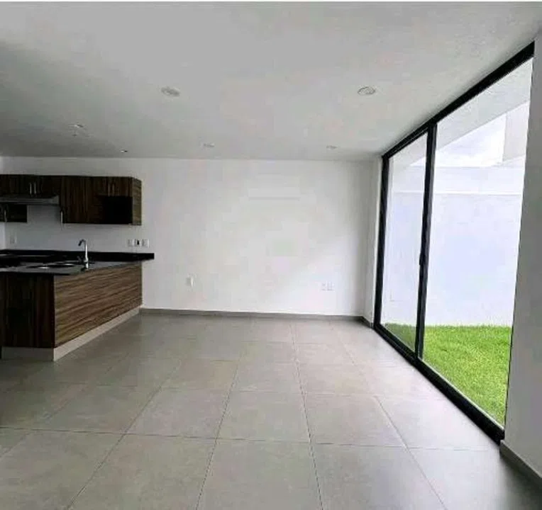 Foto 5 de Casa en Venta en Adamar