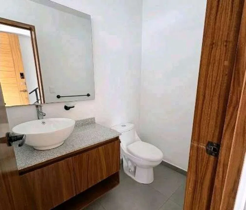 Foto 8 de Casa en Venta en Adamar