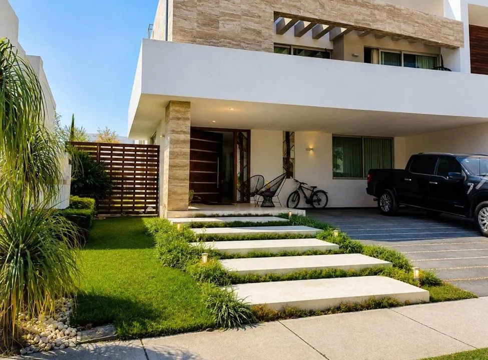 RESIDENCIA EN VENTA CONDOMINIO PUERTA PLATA ZAPOPAN