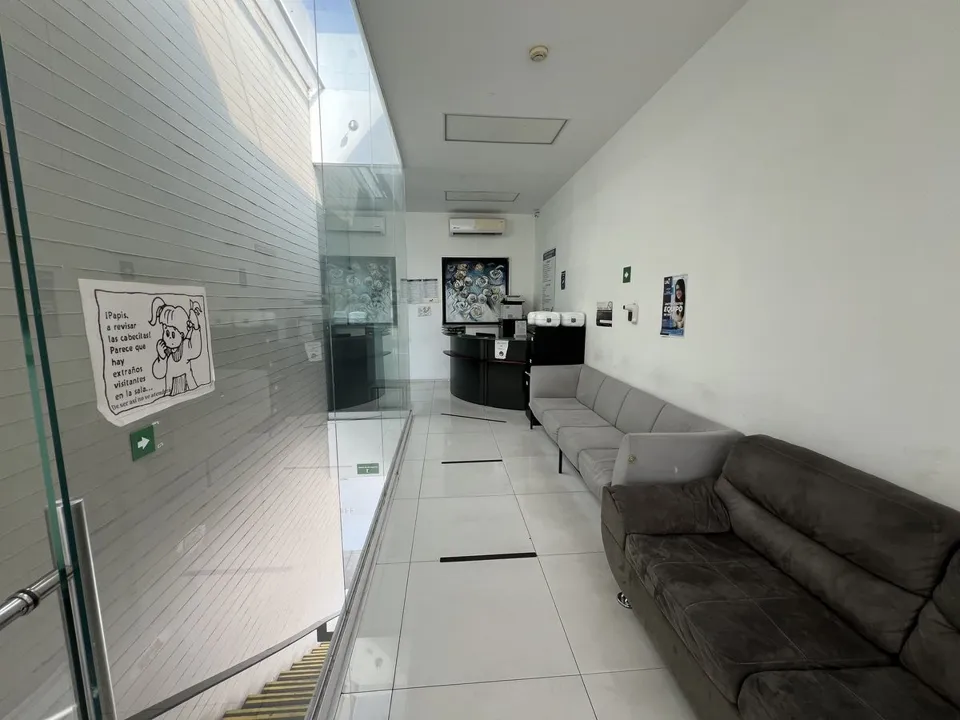 Foto 3 de Edificio Comercial en venta Av.Patria