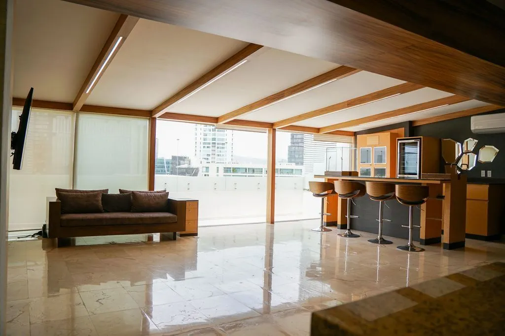 Foto 3 de PENTHOUSE VENTA TORRE VIDA ANDARES