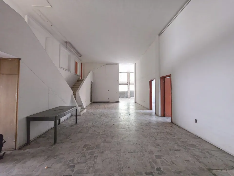 Foto 8 de Edificio de oficinas en venta en el centro de Guadalajara