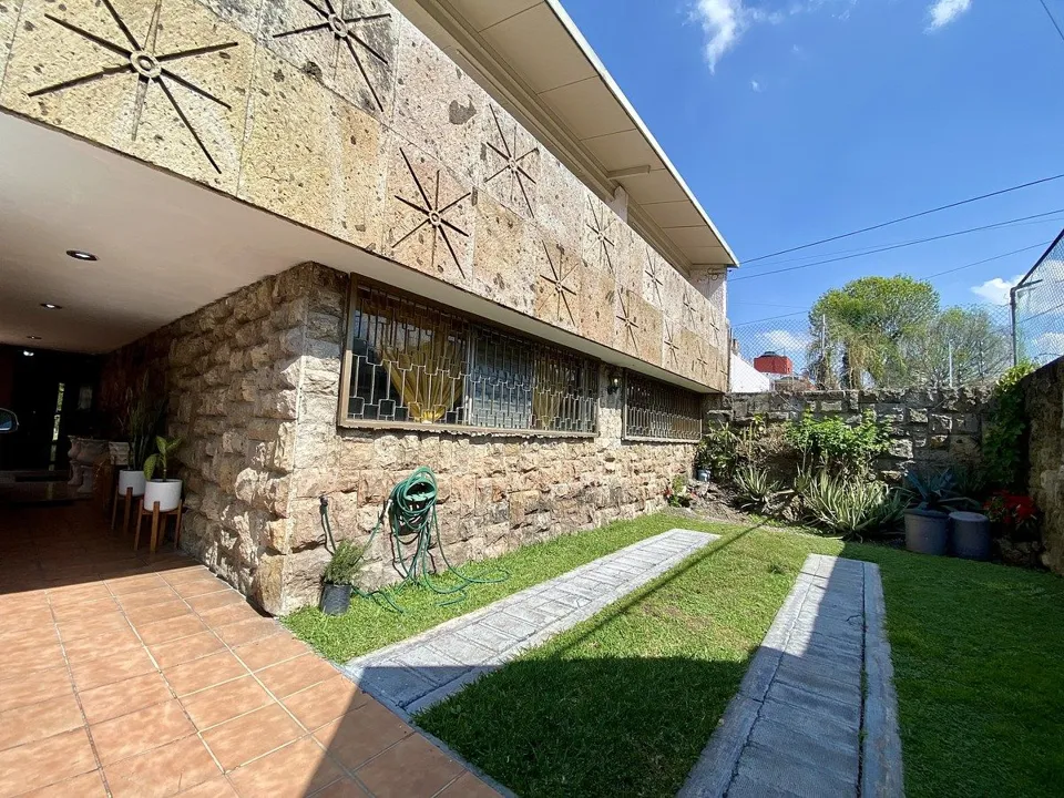 Amplia residencia en venta en Ciudad del Sol