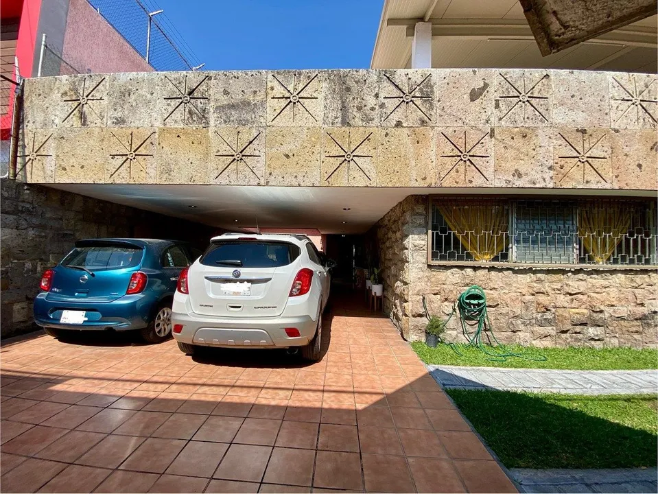 Foto 2 de Amplia residencia en venta en Ciudad del Sol