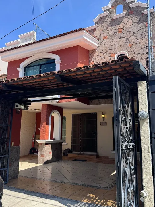 Foto 2 de Casa en Paseos del Sol