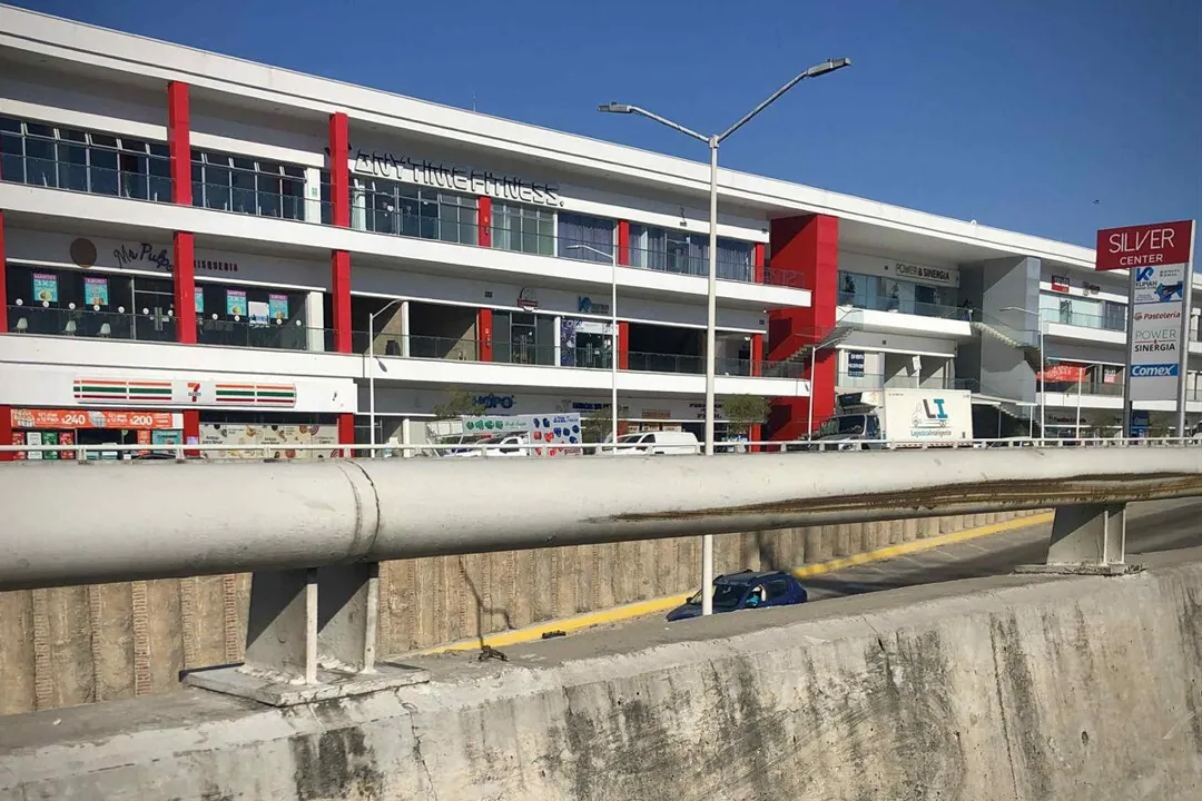 Foto 4 de Local en venta en San Juan de Ocotan, en Technology Park plaza Silver Center