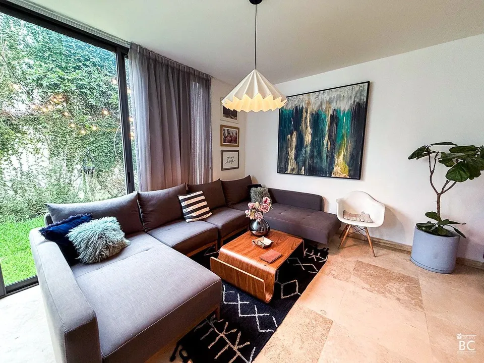 Foto 2 de Casa en Venta en Zapopan | Espacio del Valle, Coto Salerno, 3 Recámaras
