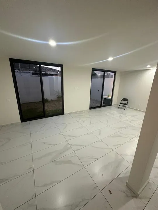 Foto 2 de CASA EN VENTA O RENTA EN BOSQUES DE SANTA ANITA