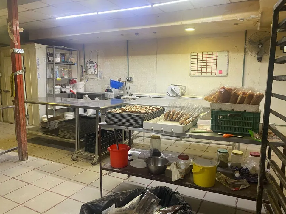 Foto 5 de PROPIEDAD CON LOCAL Y DEPARTAMENTO EN VENTA EN LAS AGUILAS