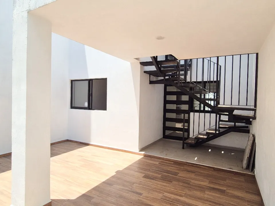 Foto 3 de Edificio en venta en Calle Pino Suárez, Alcalde Barranquitas, Guadalajara