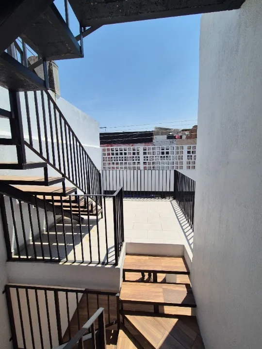 Foto 4 de Edificio en venta en Calle Pino Suárez, Alcalde Barranquitas, Guadalajara
