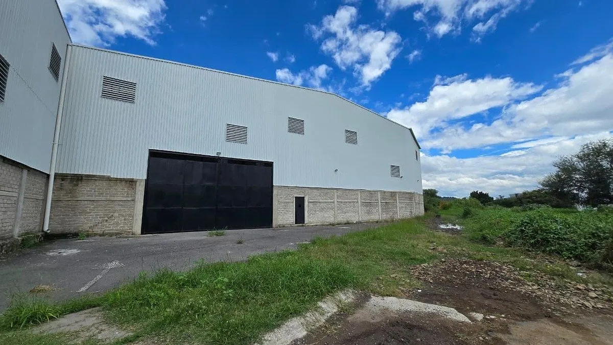 BODEGA COMERCIAL EN RENTA PARA TIENDA DE AUTO-SERVICIO,  ALMACEN, FABRICA
