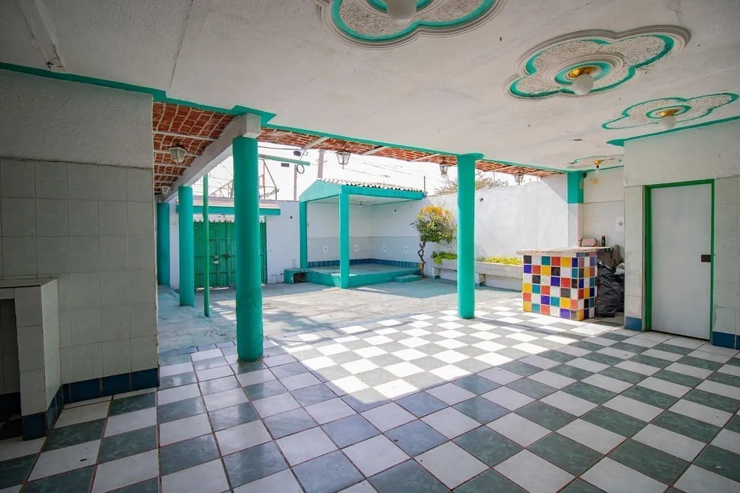 Foto 7 de Terreno en Esquina Comercial en Venta – Calzada Independencia Norte