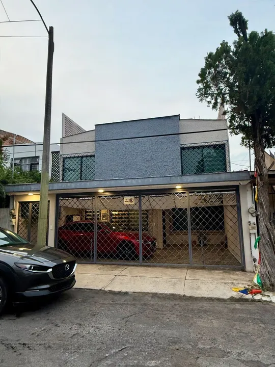 Casa REMODELADA en VENTA en Prados Vallarta, Zapopan