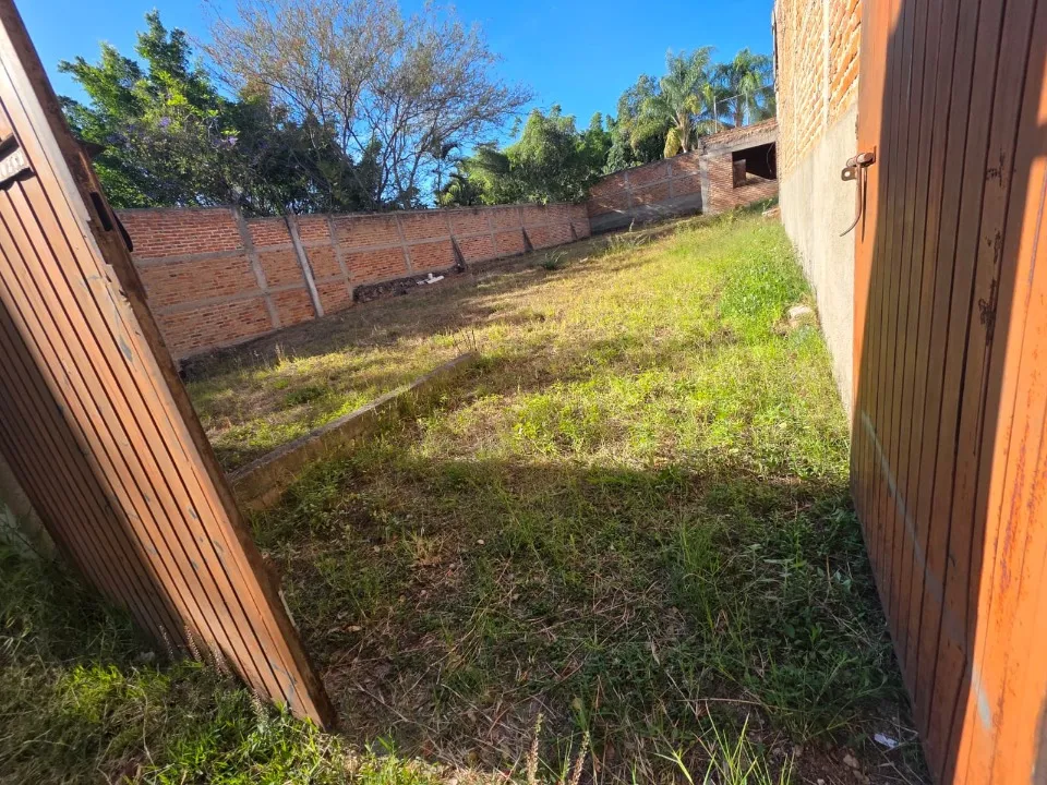 Foto 5 de Terreno en venta en Via De Los Rosales, Jardines De La Enramada, Zapopan