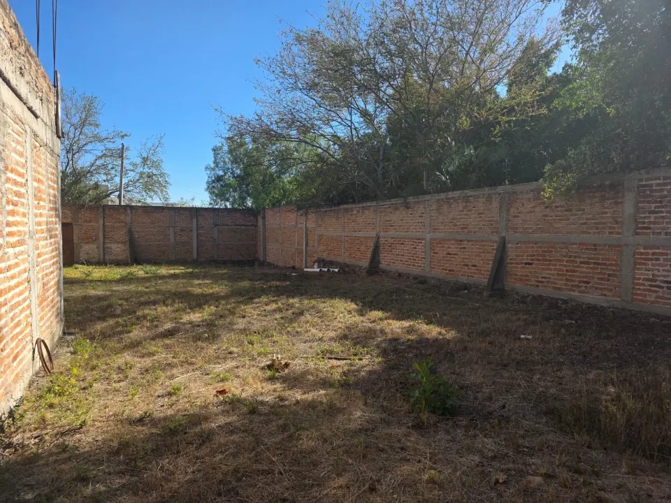 Foto 8 de Terreno en venta en Via De Los Rosales, Jardines De La Enramada, Zapopan