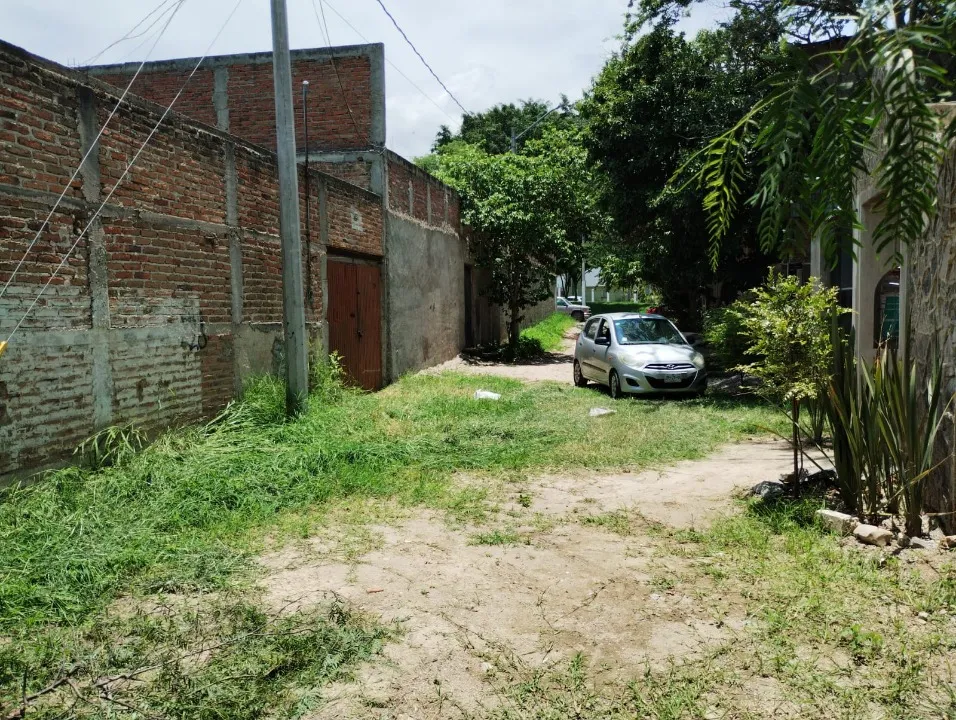 Foto 9 de Terreno en venta en Via De Los Rosales, Jardines De La Enramada, Zapopan