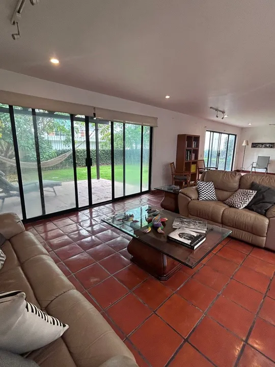 Foto 4 de ACOGEDORA CASA EN EL SUR