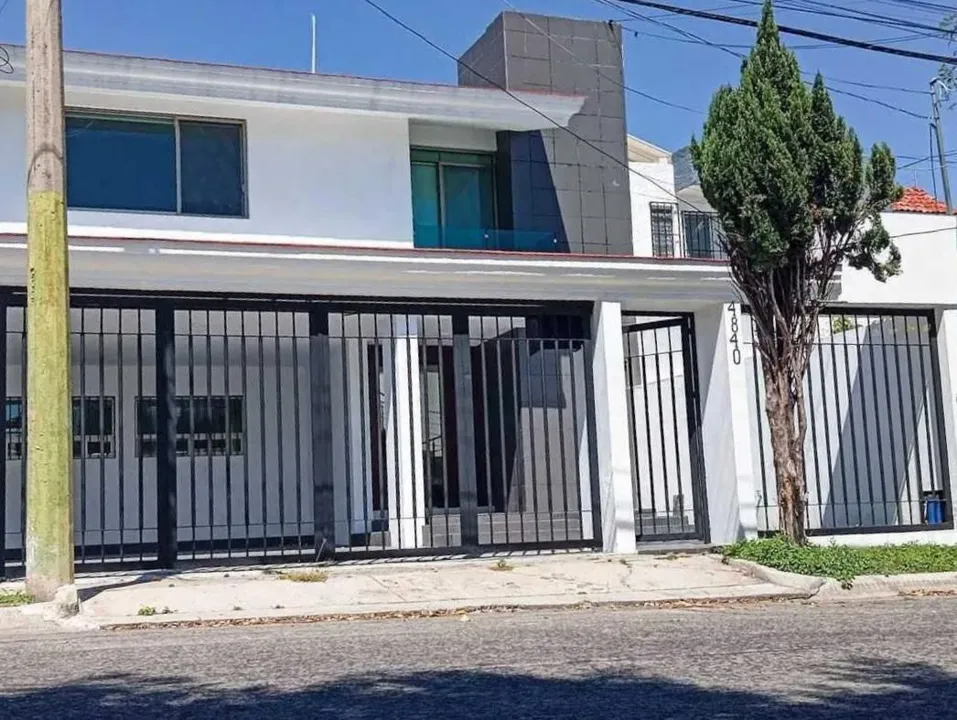 Casa en Venta en Jardines de Guadalupe