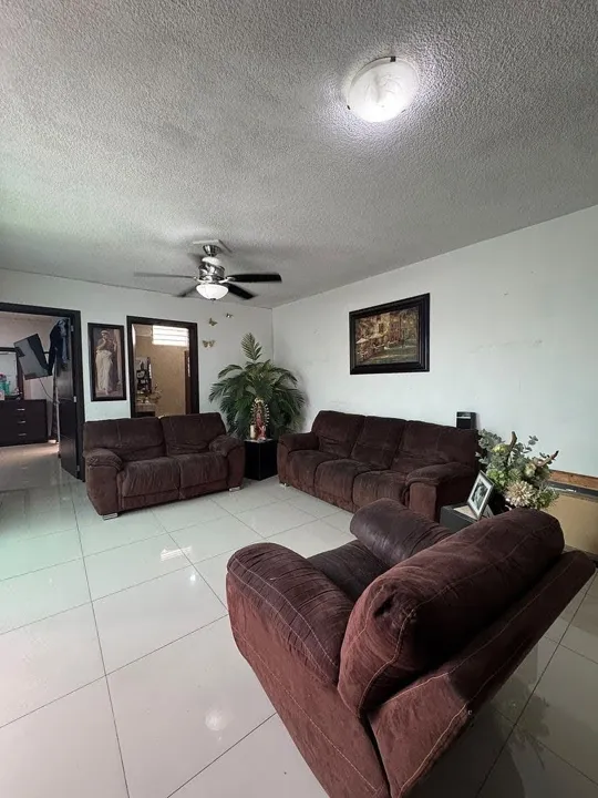 Foto 5 de Casa en venta con recámara en planta baja en Jardines de la Cruz 🌳