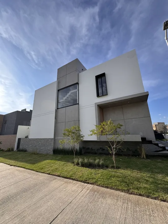 Casa en esquina en venta en Valle Imperial Zapopan Jalisco