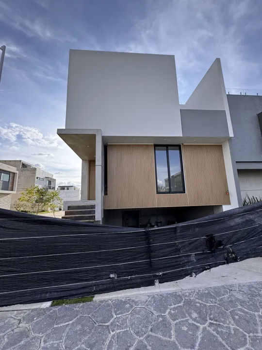 Foto 3 de Casa en esquina en venta en Valle Imperial Zapopan Jalisco
