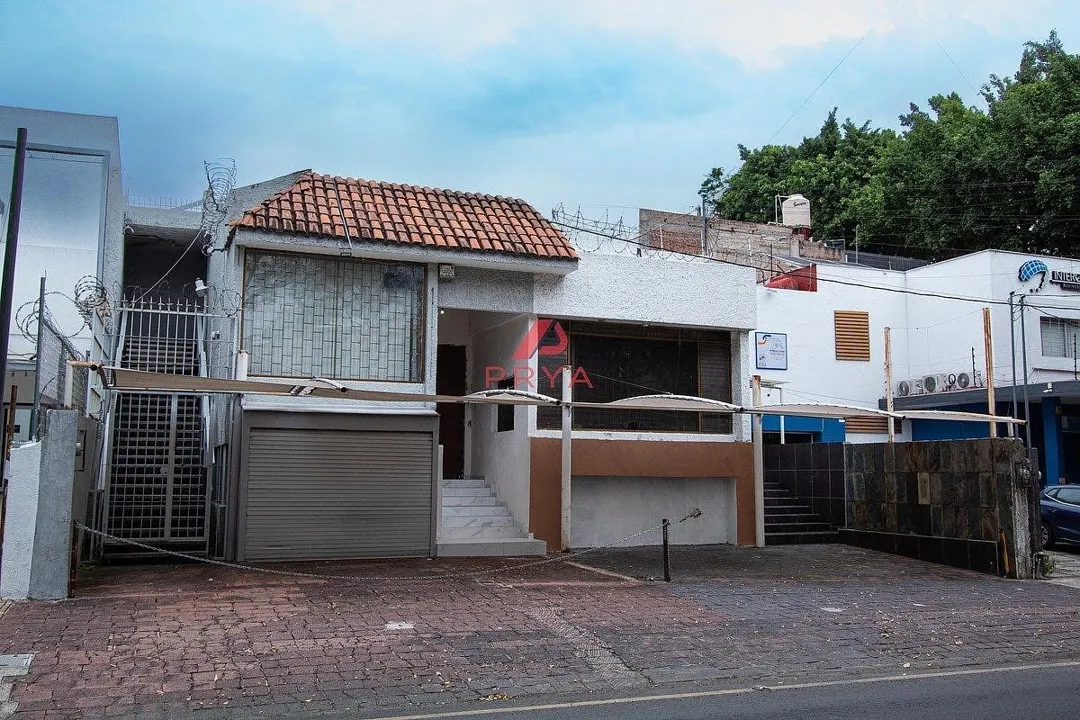 Foto 3 de Departamento en Renta de 2 Recámaras con Terraza en Av. Hidalgo, Colonia America