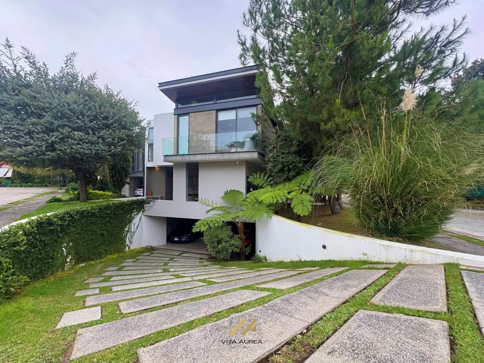 Foto 2 de Casa De Lujo En El Cielo Country Club – 3 Recámaras Con Terraza