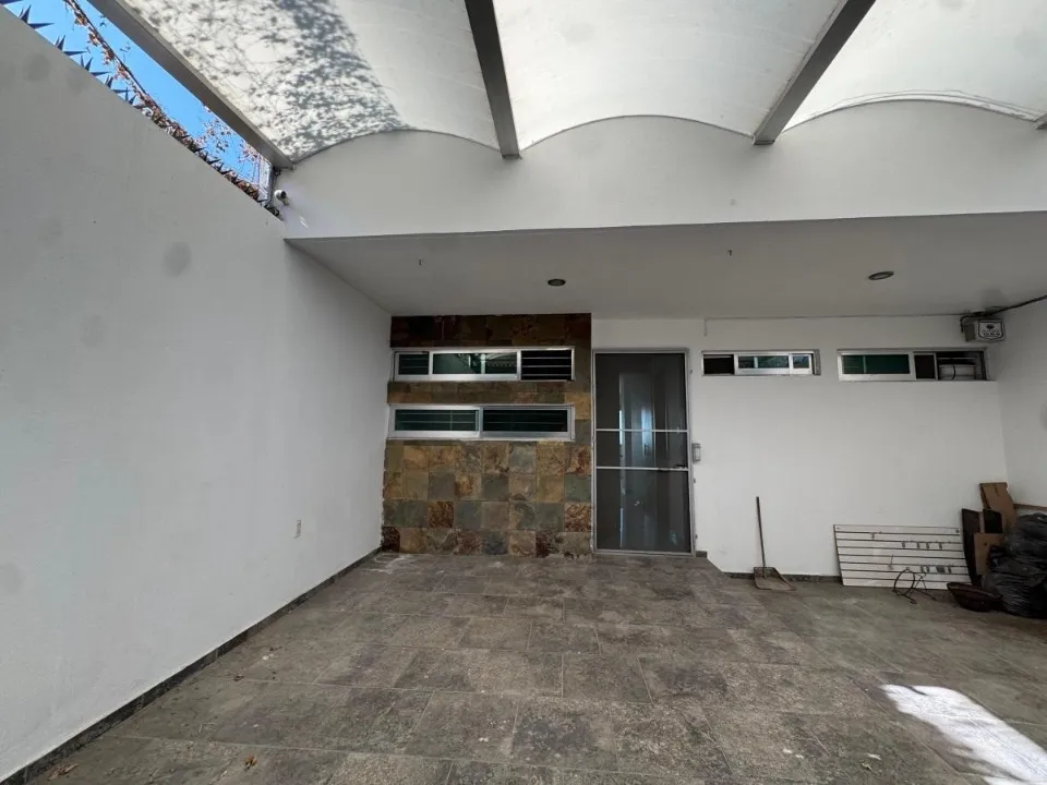 Foto 2 de Casa en venta en Constitucion De 1857, El Tapatío, San Pedro Tlaquepaque
