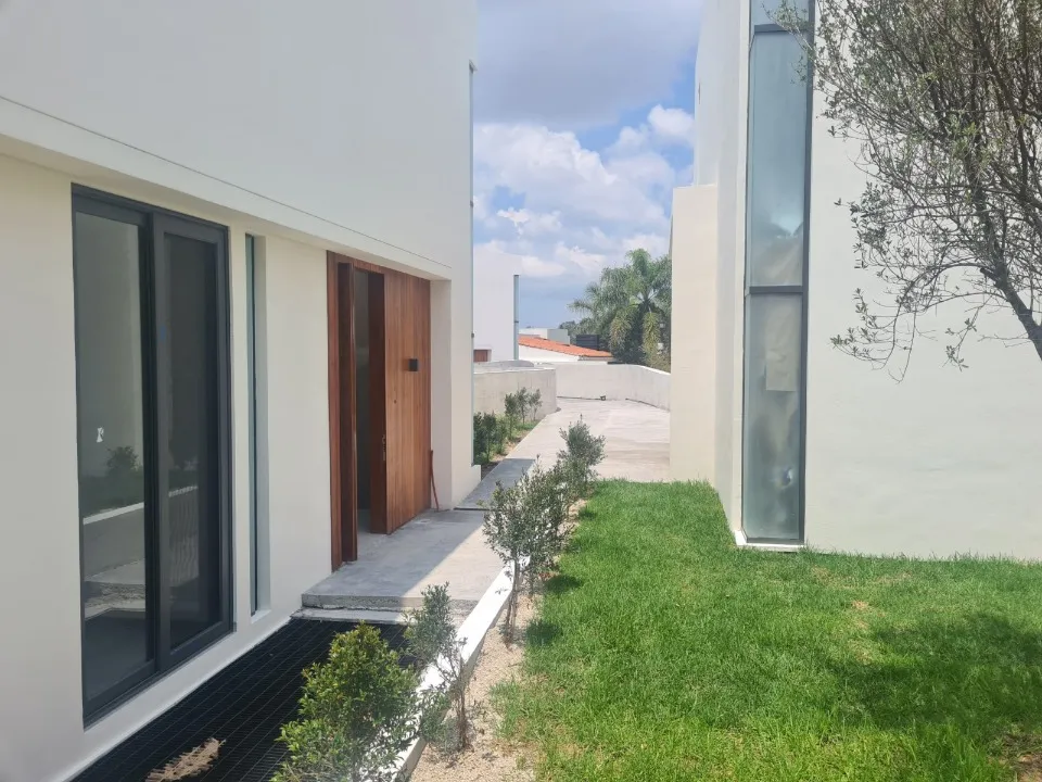 Foto 4 de Casa en venta en Paseo de los Virreyes, Virreyes, Zapopan
