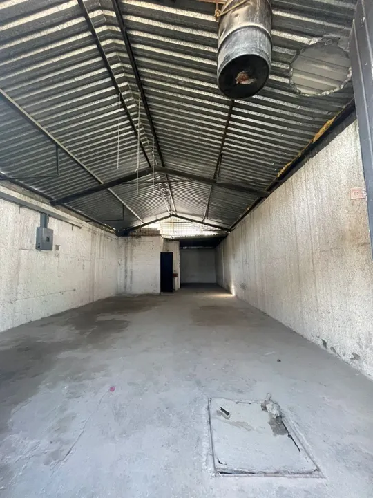 BODEGA EN VENTA EN LOMAS DE LA PRIMAVERA, JARDINES TAPATIOS, ZAPOPAN.