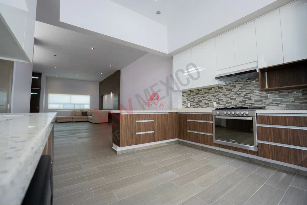 Foto 8 de Propiedad en VENTA - Calle Paseo Lago Nogal 109, Lago Nogal, 45645 Tlajomulco de Zúñiga, Jal, México