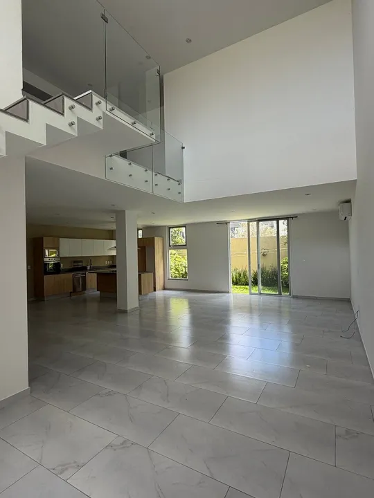 Foto 3 de Casa en VENTA en Bajío Habitat B