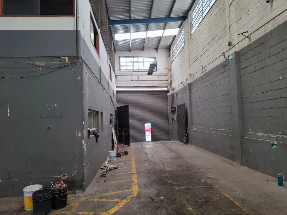Foto 2 de Bodega Comercial en renta en Calle Matías Romero No. 735, Las Conchas, Guadalajara