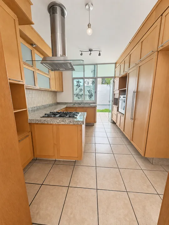 Foto 3 de CASA EN VENTA AV LOPEZ MATEOS SUR, SAN AGUSTIN