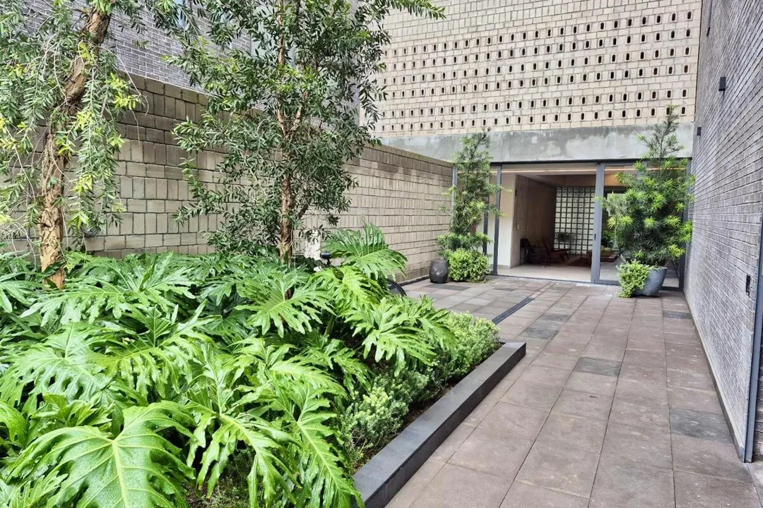 Foto 6 de Americana, Torre LEF, 76 M2, 2 rec., 2 autos, a media cuadra Chapultepec