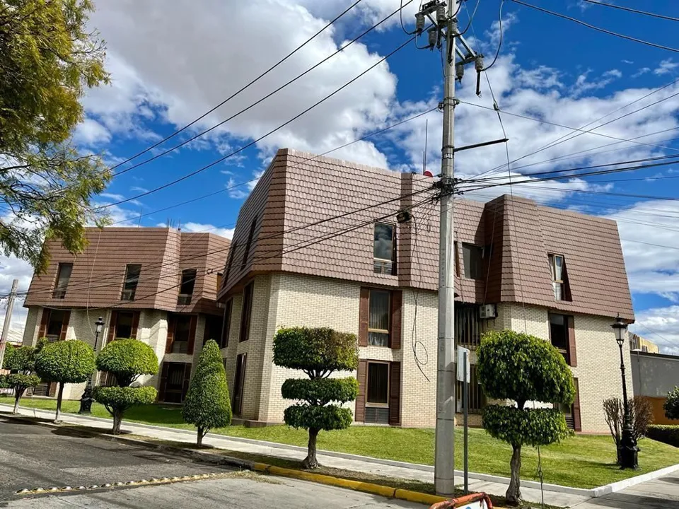 DEPARTAMENTO AMUEBLADO EN RENTA COL. CHAPALITA