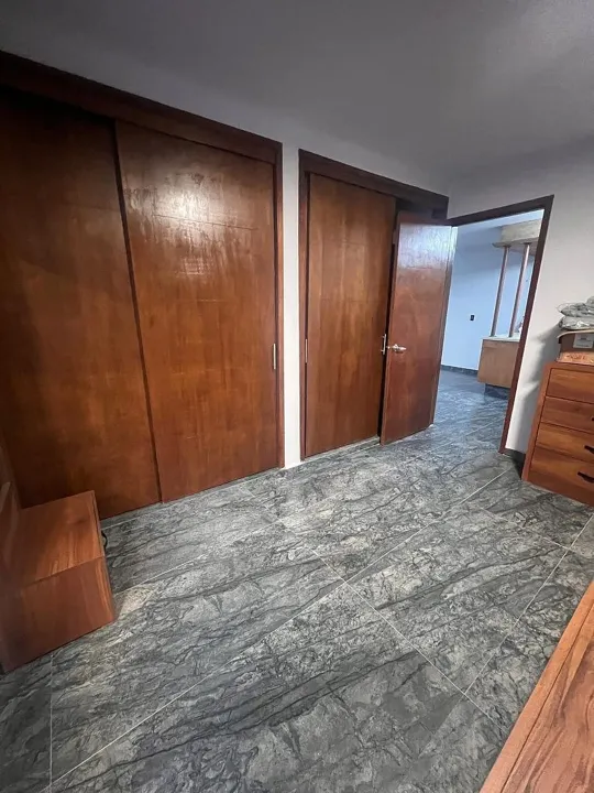 Foto 3 de CASA EN VENTA CON USO DE SUELO COMERCIAL EN FRAC. REVOLUCION Tlaquepaque