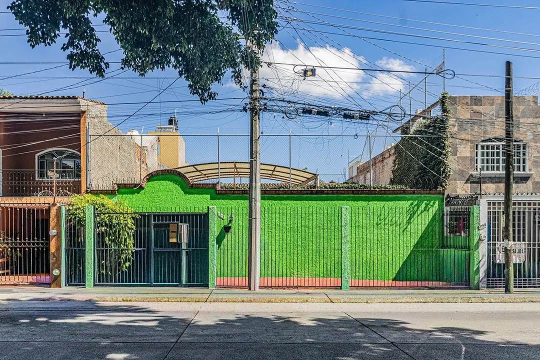 Local en Venta Jardines de La Cruz