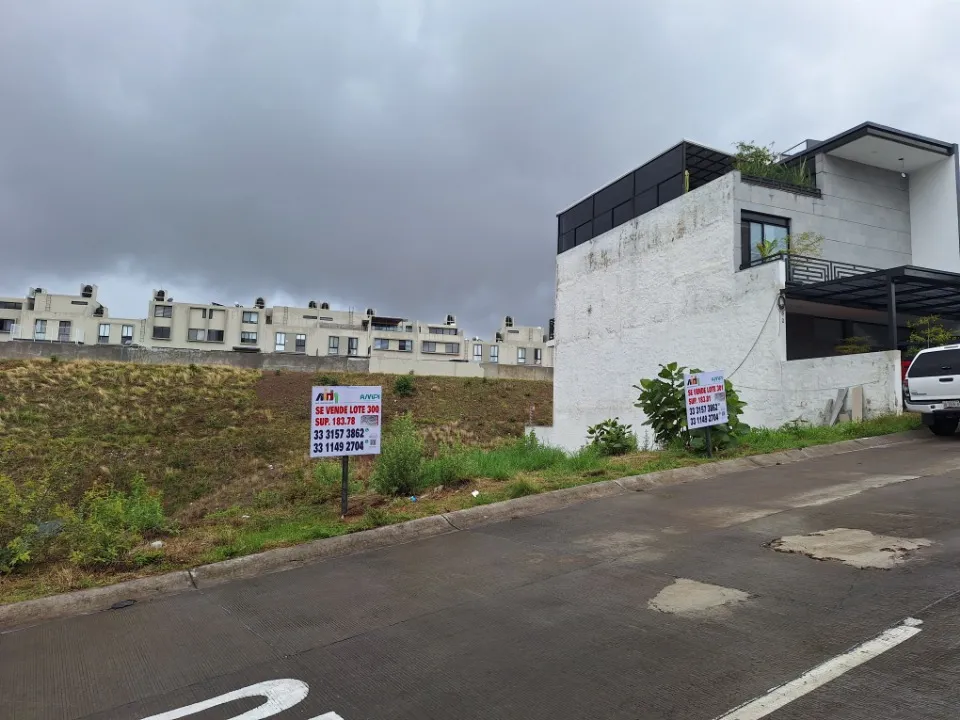 Foto 3 de Terreno en venta en Paseo Argenta Sur, Argenta Mirador Residencial, Zapopan